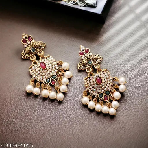 Unique Trendy earrings studs , white earring's ,women's earring's || Fashionable Earrings for Women#fastive earring's #fancy earring's #latest earring's