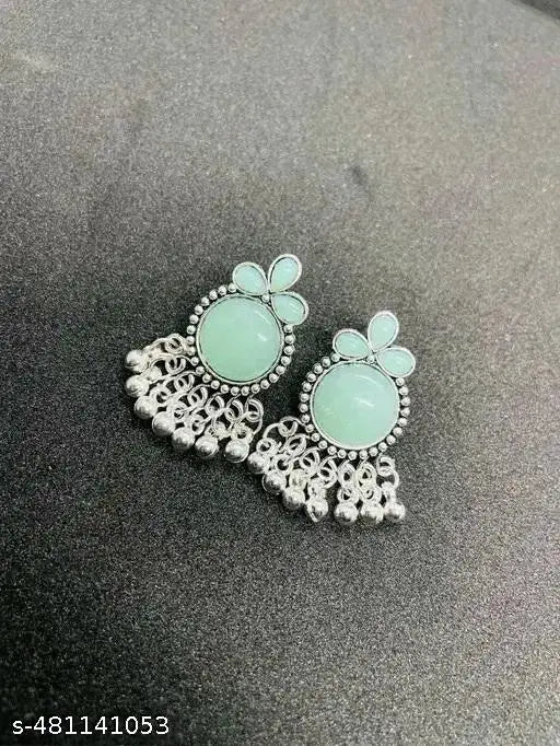 Trendy Earrings & Studs Trend Horizon